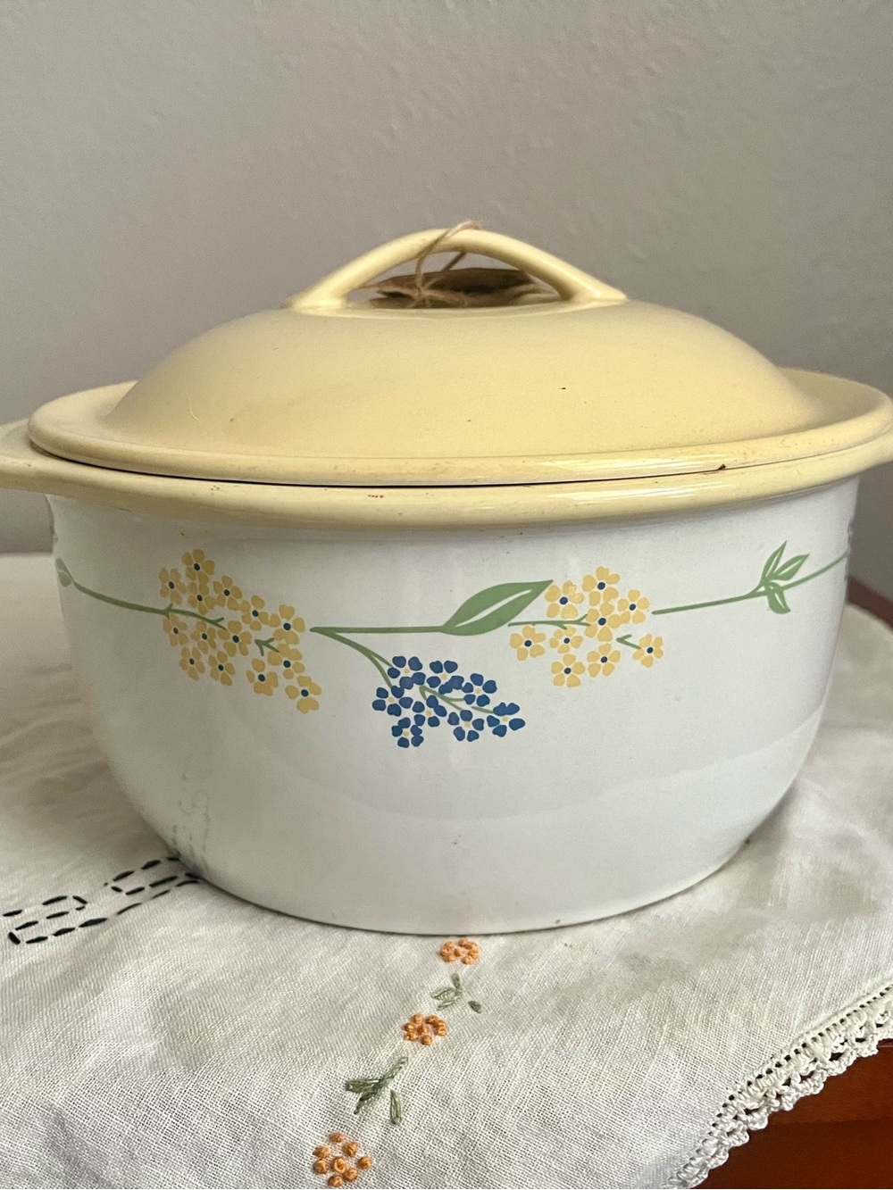 Corelle Cream and Yellow Floral Covered Casserole with Blue Accent
